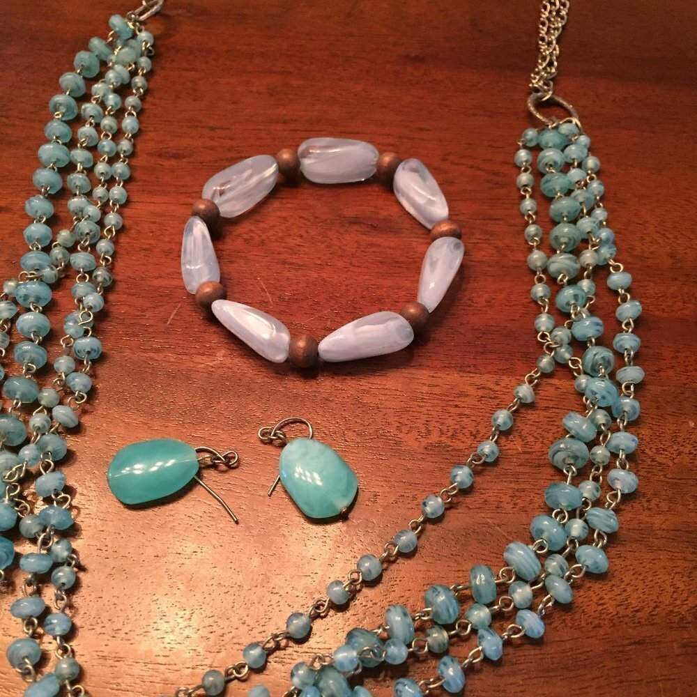 Three Piece Jewelry Set